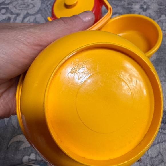 Vintage BAMBOLA made in Denmark kitchen set  Brighten up playtime with this colo - Picture 7 of 9